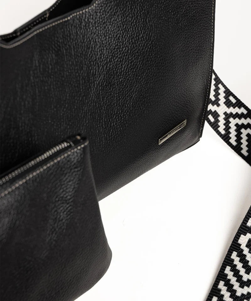 CRNA TAŠNA SOHO /247