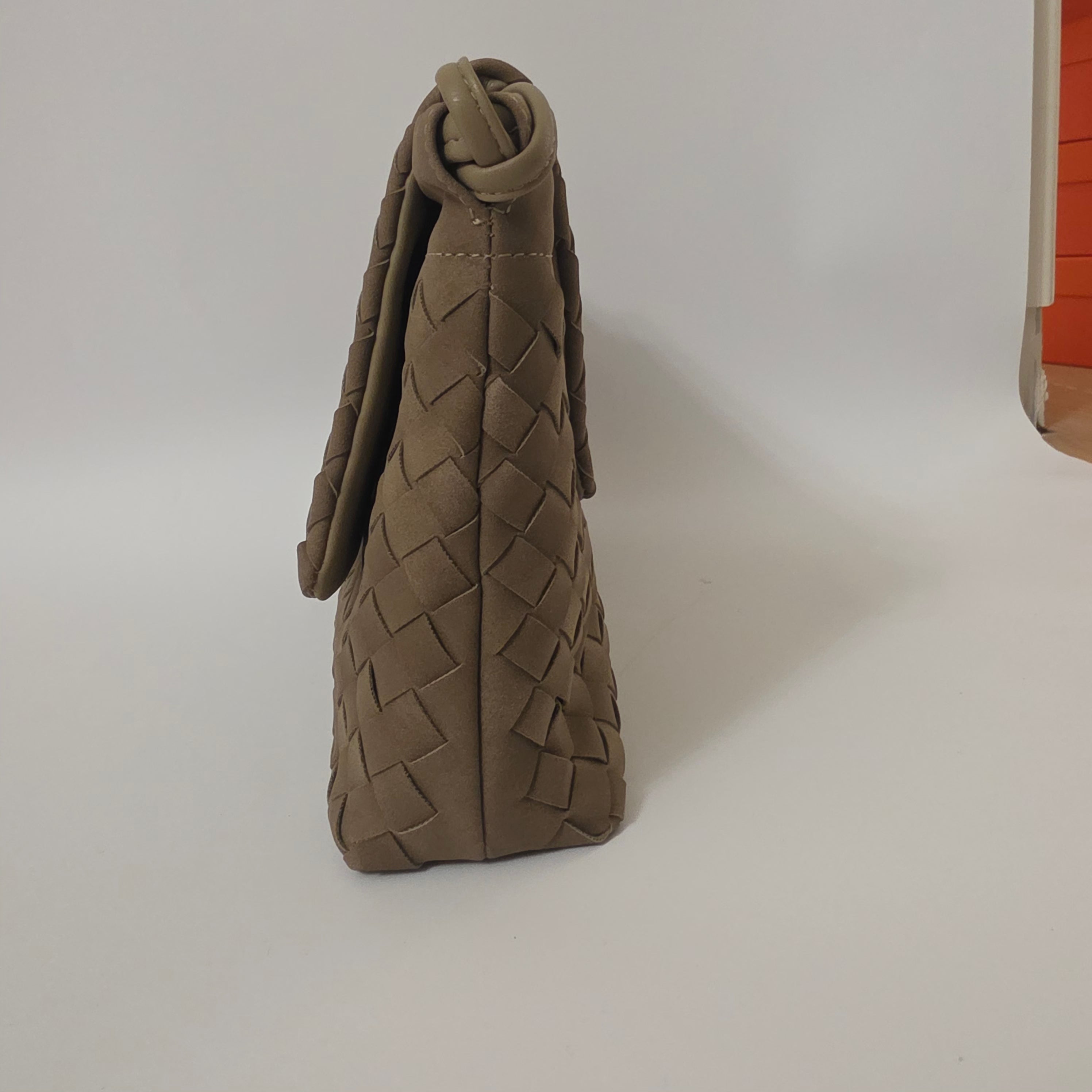 BOTEGA model tašne u pine brow boji VELUR /301