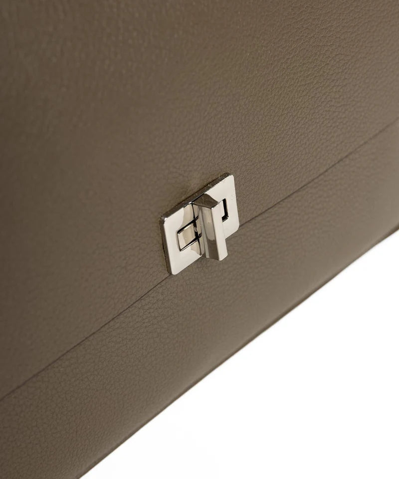 MASLINASTO ZELENA TAŠNA KOTOR /230